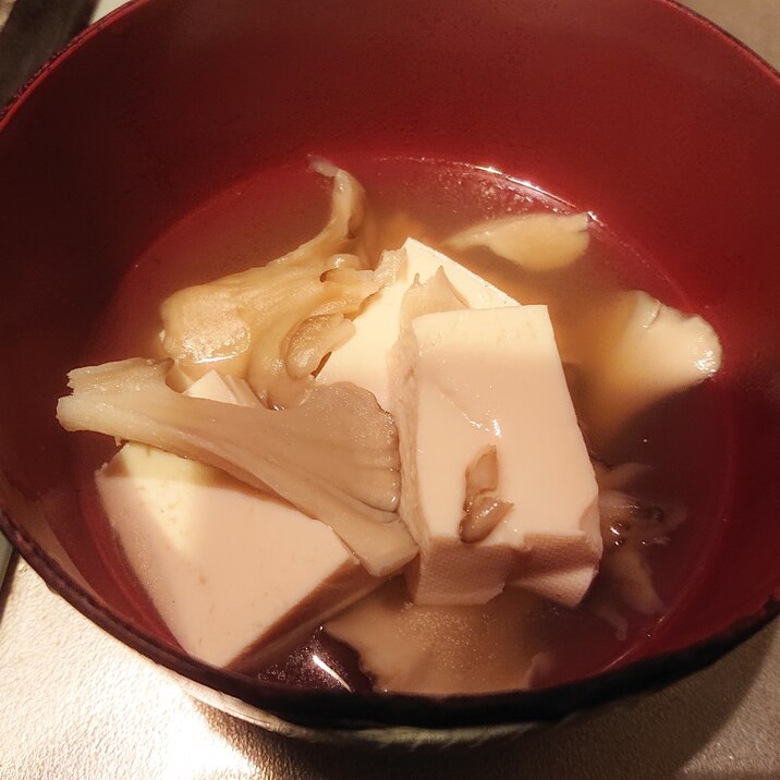舞茸と豆腐のダイエットスープ レシピ 作り方 By ライチュウの簡単料理 楽天レシピ 舞茸と豆腐のダイエットスープ レシピ 作り方 By ライチュウの簡単料理 楽天レシピ